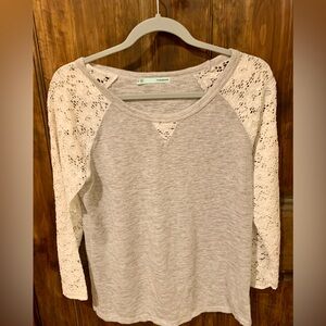 Maurices Gray and White Raglan Lace Blouse